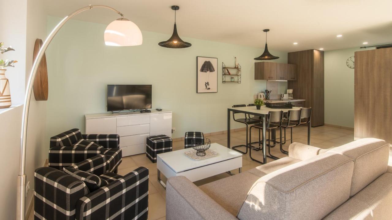 Cote Jardin Avec Jacuzzi Privatif Et Parking Prive Apartment ซาร์ลา-ลา-กาเนดา ภายนอก รูปภาพ